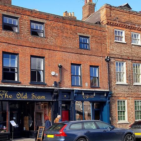 Maison Parfaite Yo1 - Exquisite 400 Year Old, City Centre Townhouse York Eksteriør bilde