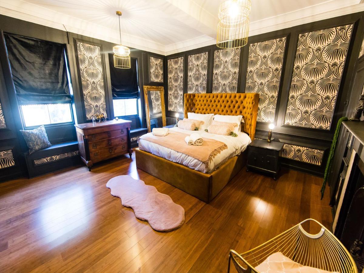 Maison Parfaite Yo1 - Exquisite 400 Year Old, City Centre Townhouse York Eksteriør bilde