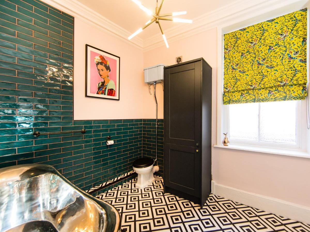 Maison Parfaite Yo1 - Exquisite 400 Year Old, City Centre Townhouse York Eksteriør bilde