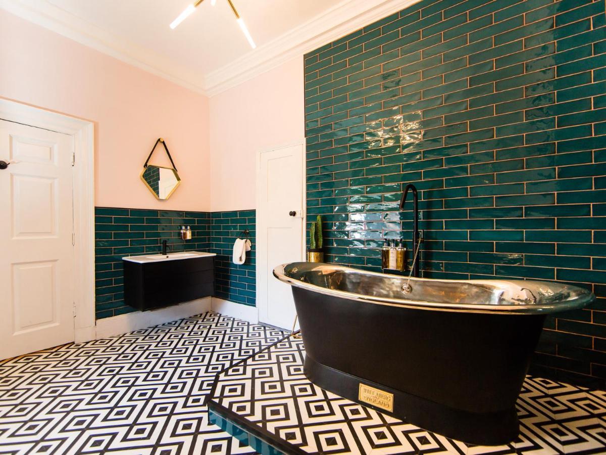 Maison Parfaite Yo1 - Exquisite 400 Year Old, City Centre Townhouse York Eksteriør bilde